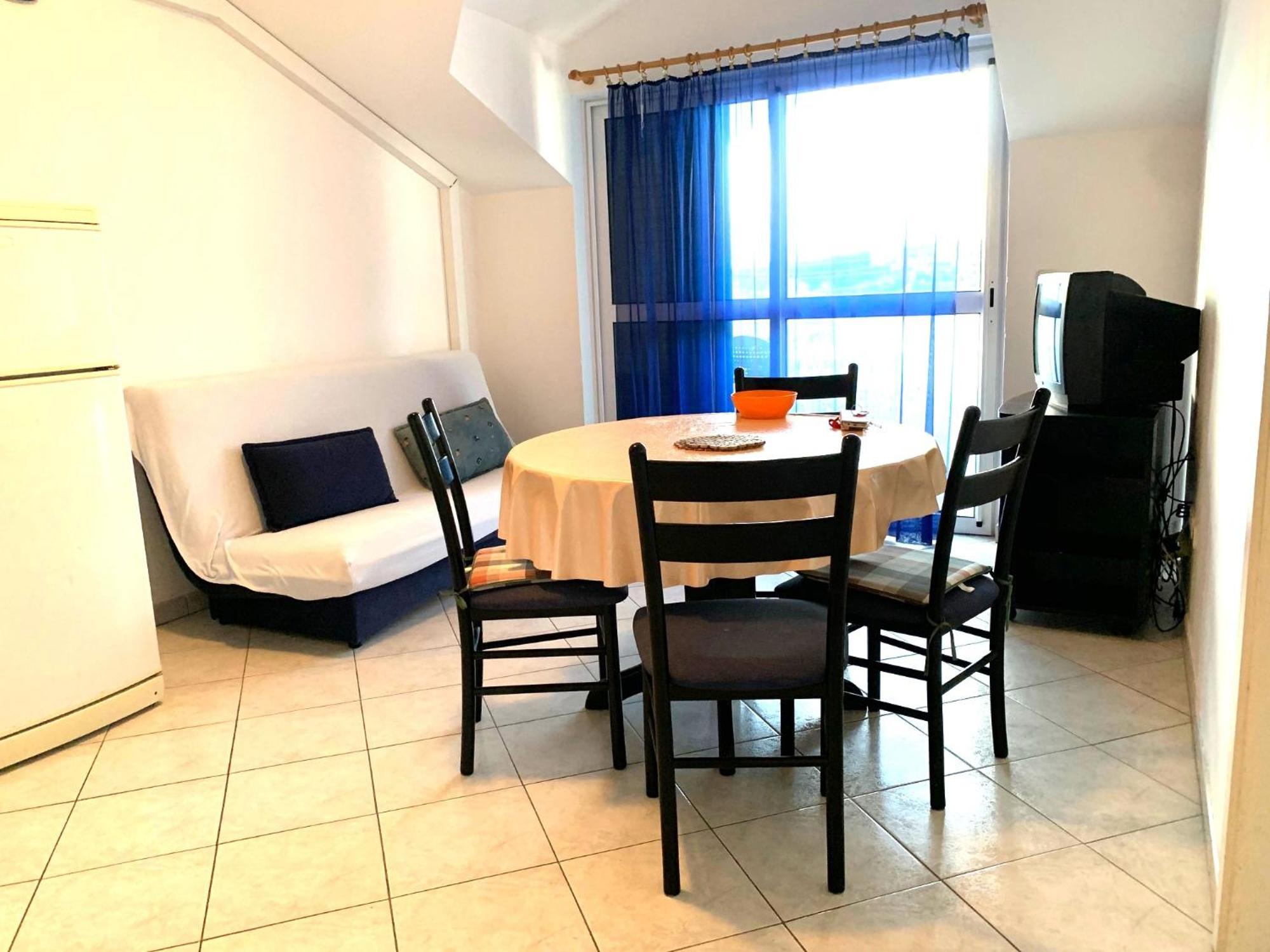 Apartments Bilo - Jela & Ivan Dolac Ngoại thất bức ảnh